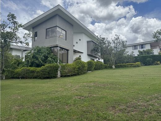 Casa di lusso a Barva, Provincia de Heredia