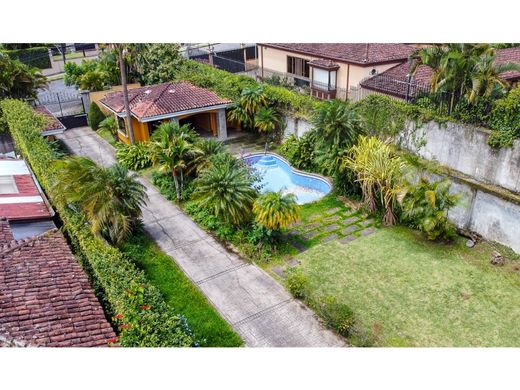 Casa di lusso a Curridabat, Provincia de San José