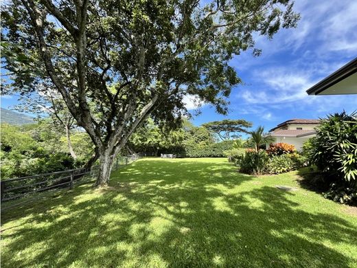 Luxury home in Santa Ana, Provincia de San José