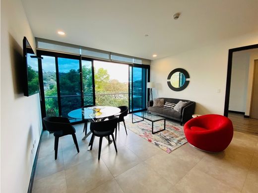 Piso / Apartamento en Escazú, Provincia de San José