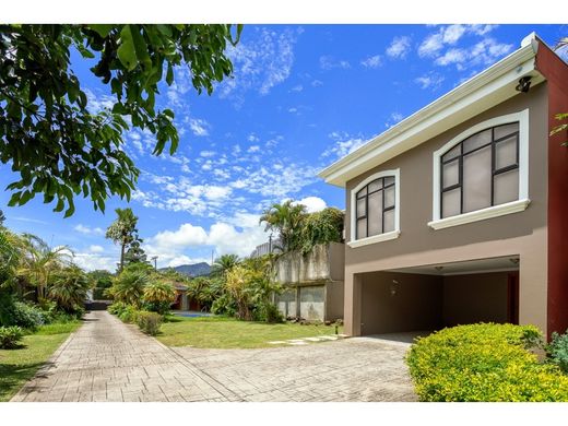 Luxus-Haus in Curridabat, Provincia de San José