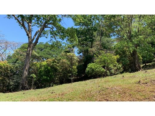 Grundstück in Santa Ana, Provincia de San José