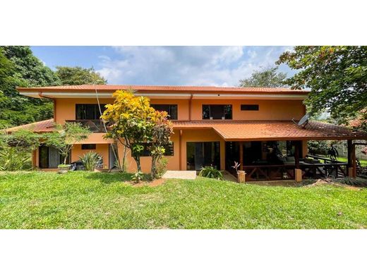 Luxus-Haus in Guácima, Cantón de Alajuela