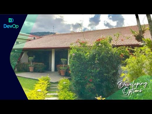 Luxus-Haus in Escazú, Provincia de San José