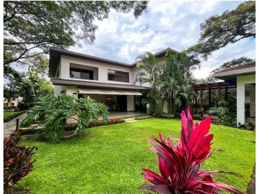 Maison de luxe à Santa Ana, Provincia de San José