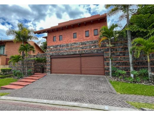 Landhuis in Escazú, Provincia de San José