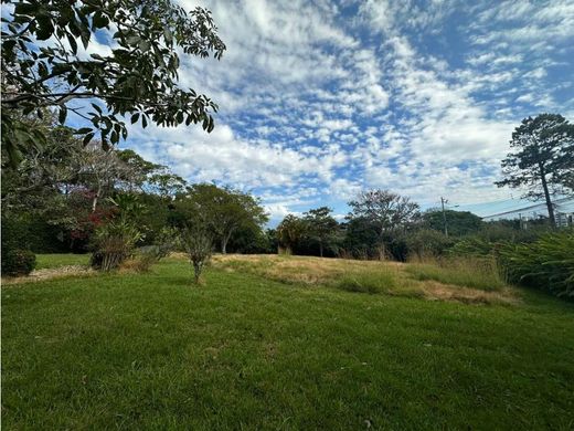 地皮  Escazú, Provincia de San José