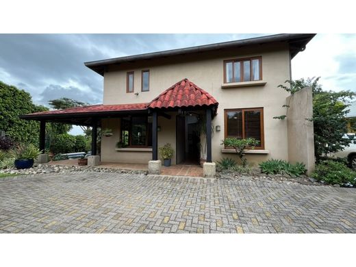 Luxe woning in Santa Ana, Provincia de San José