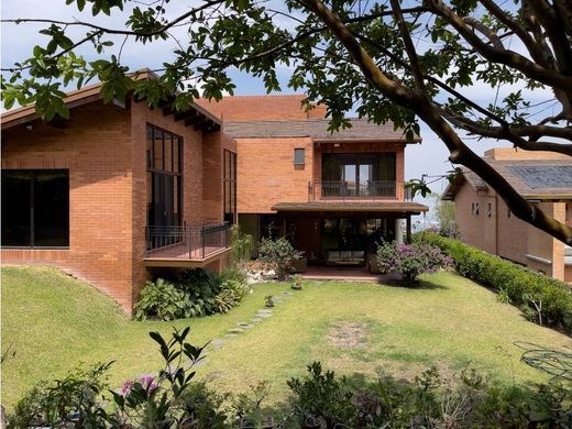 Luxury home in Escazú, Provincia de San José