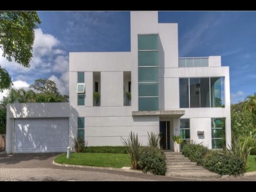 Luxus-Haus in Escazú, Provincia de San José