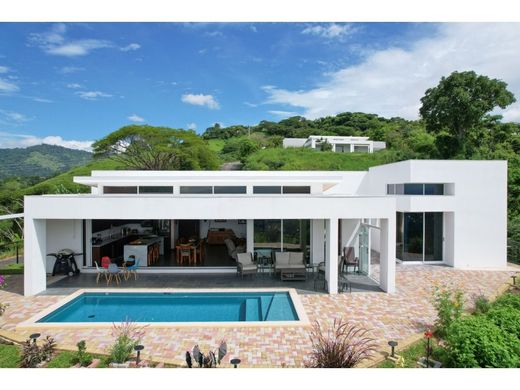 Элитный дом, Atenas, Provincia de Alajuela