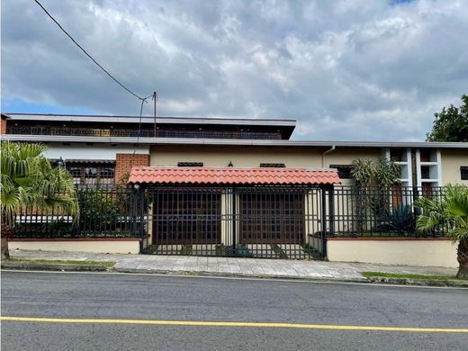 Casa di lusso a Curridabat, Provincia de San José