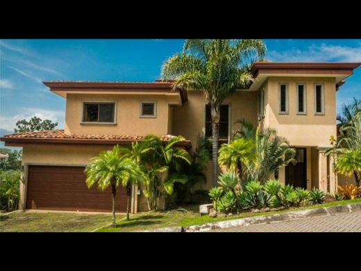 Πολυτελή κατοικία σε Santa Ana, Provincia de San José