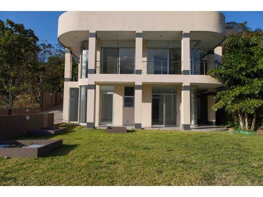 호화 저택 / Santa Ana, Provincia de San José