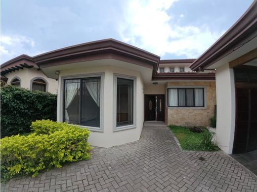 Casa di lusso a Santo Domingo, Provincia de Heredia