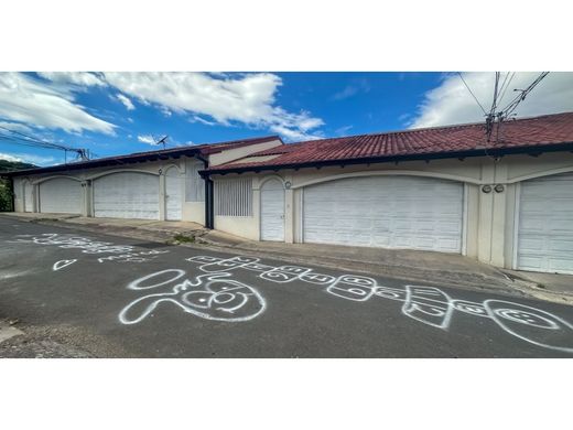 Luxury home in Santa Ana, Provincia de San José