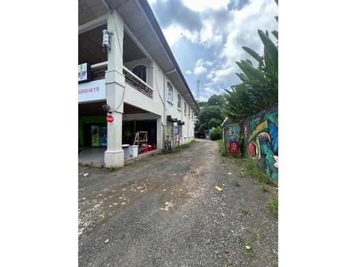 Residential complexes in Garabito, Río Cuarto