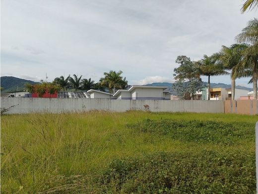 Grond in Cartago, Cantón de Cartago