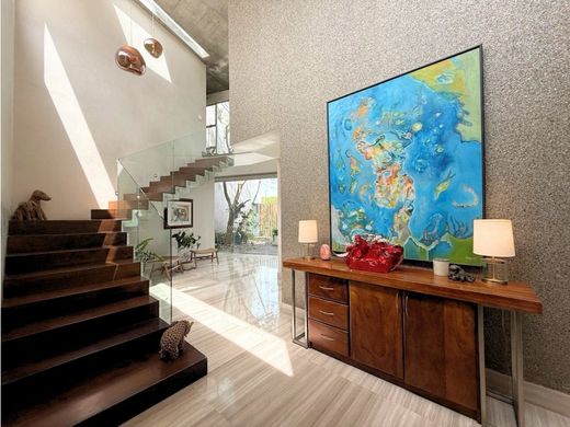 Piso / Apartamento en Guácima, Cantón de Alajuela