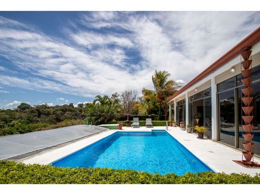 Luxus-Haus in Atenas, Provincia de Alajuela