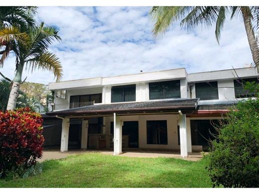 Luxury home in Escazú, Provincia de San José