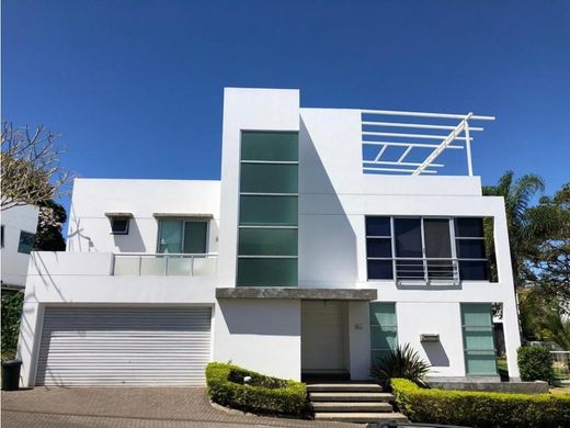 Luxury home in Escazú, Provincia de San José