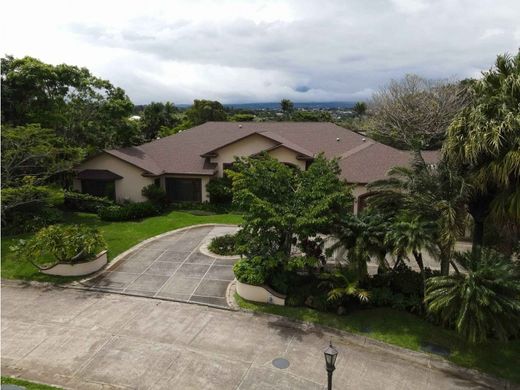 Landhuis in Santo Domingo, Provincia de Heredia