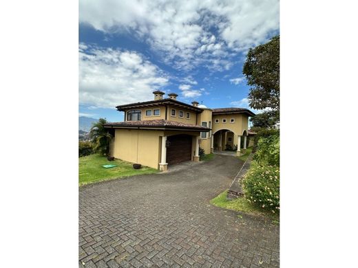 Элитный дом, Curridabat, Provincia de San José