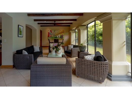 Maison de luxe à Santa Ana, Provincia de San José