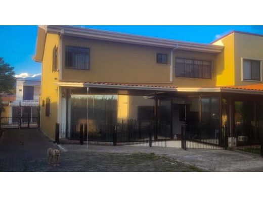 豪宅  Santo Domingo, Provincia de Heredia