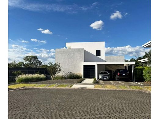 Apartament w Guácima, Cantón de Alajuela