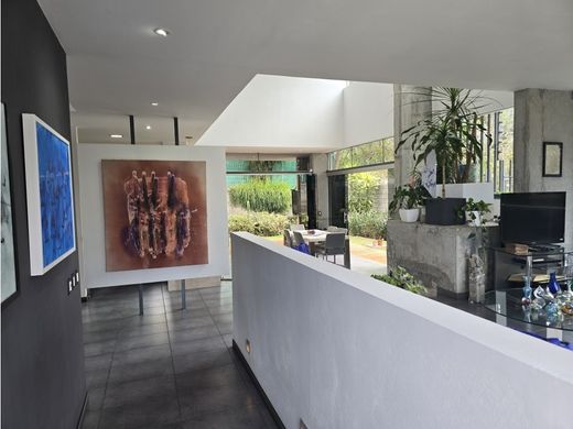 Casa de lujo en San José, Cantón de San José