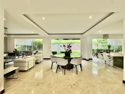 Casa di lusso a Escazú, Provincia de San José