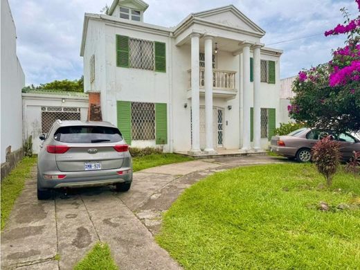 Casa de lujo en Mata de Palo, Cantón de San José