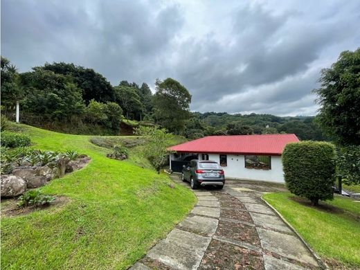 Luxury home in Santa Bárbaraa, Provincia de Heredia