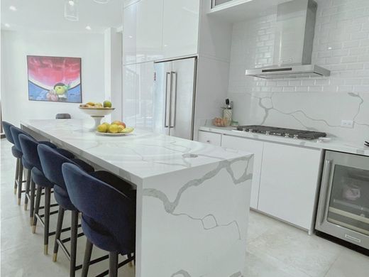 Casa di lusso a Escazú, Provincia de San José