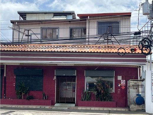 Casa de lujo en Desamparados, Provincia de San José