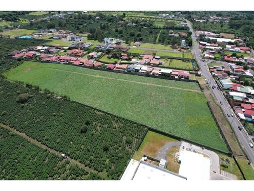 Grond in San Vicente, Moravia