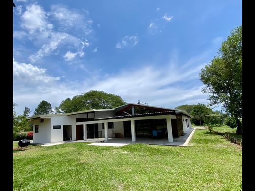 Luksusowy dom w Guácima, Cantón de Alajuela