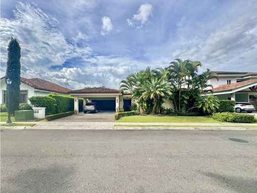 Maison de luxe à Santa Ana, Provincia de San José