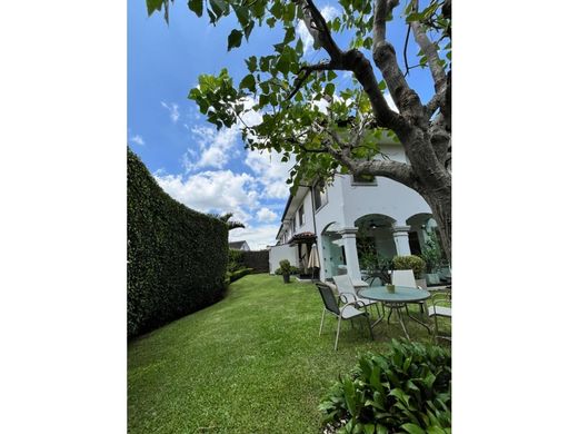 Complesso residenziale a Escazú, Provincia de San José