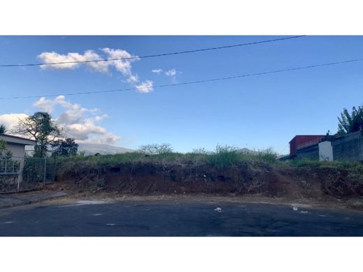 Land in Desamparados, Provincia de San José