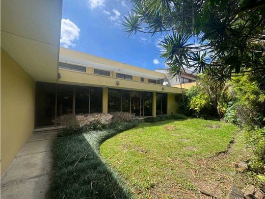 Luxe woning in Pavas, Cantón de San José