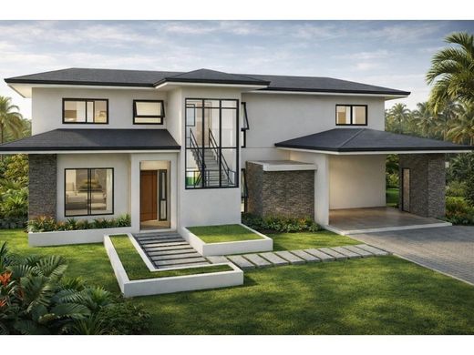 Luxury home in Playas del Coco, Carrillo