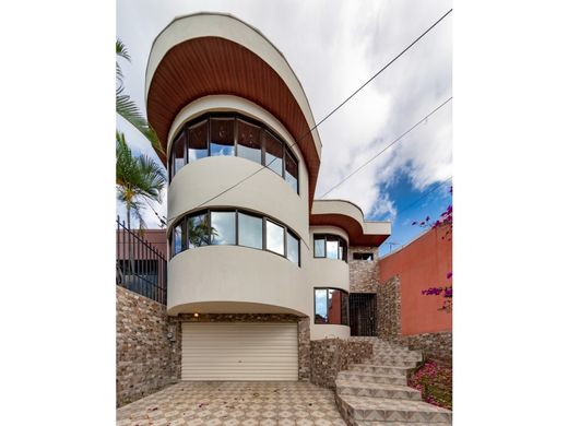 Casa de lujo en Pavas, Cantón de San José