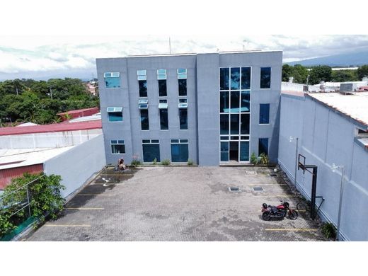 Santa Ana, Provincia de San Joséのアパートメント・コンプレックス