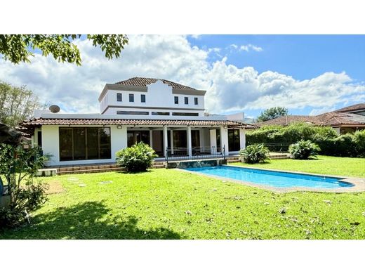 Luxury home in Santa Ana, Provincia de San José