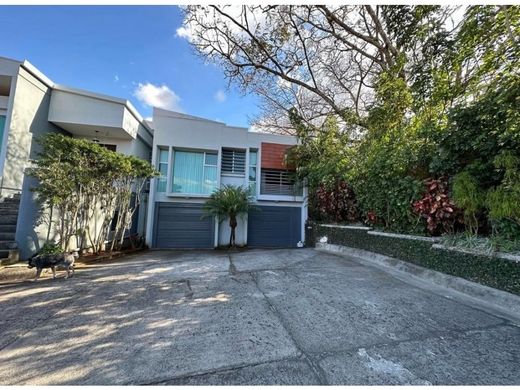 Luksusowy dom w Santa Ana, Provincia de San José