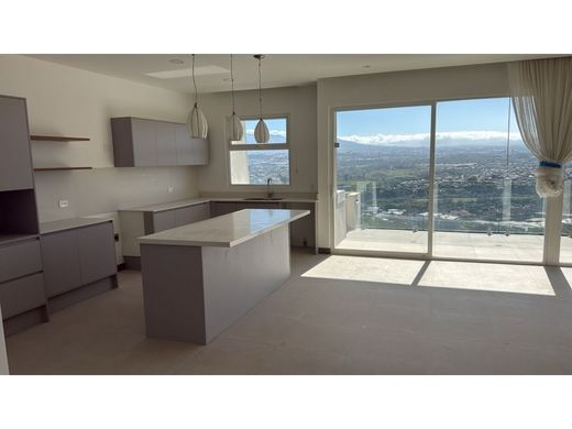 Apartment in Escazú, Provincia de San José