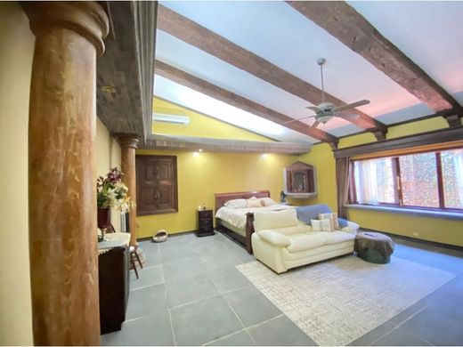 豪宅  Santa Ana, Provincia de San José